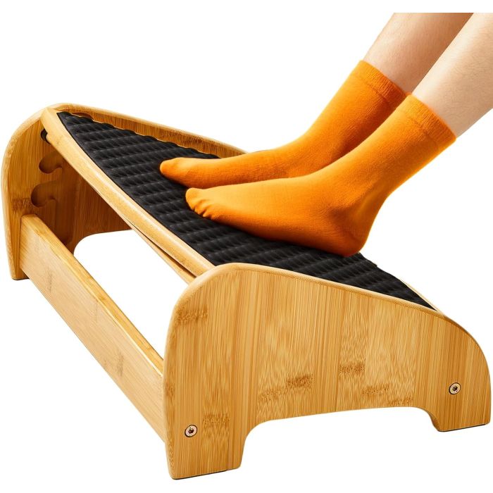 HUANUO Reposapiés de Bambú Ergonómico con 4 Alturas y Ángulo Ajustable