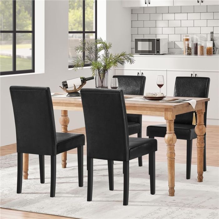 Set de 4 Sillas de Comedor Yaheetech, Tapizado en Cuero Sintético, Negro