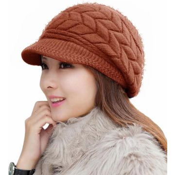 Gorro de invierno de punto con visera para mujer